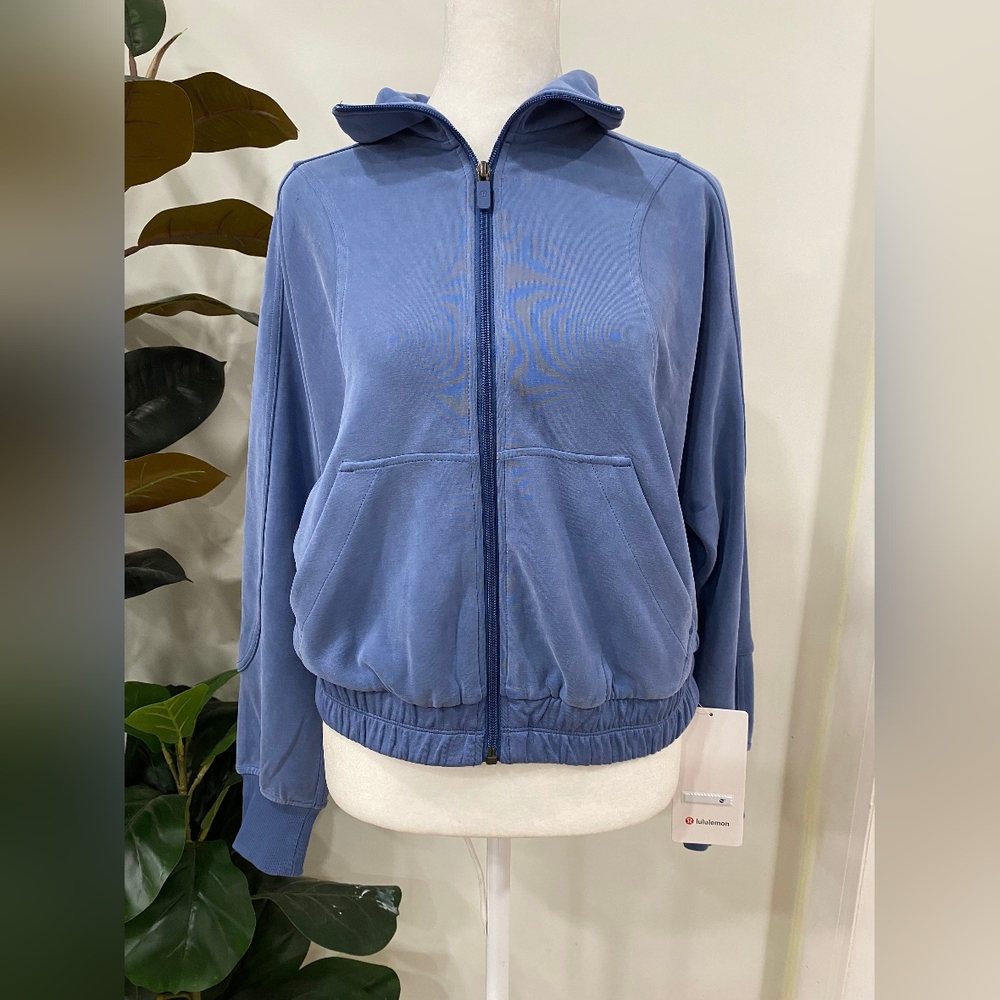 Lululemon Brushed Softstreme Funnel-Neck Zip Up size 4 color Blue
